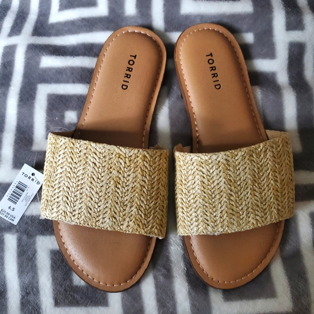 Tan Wide Width, Wide Strap Slide Sandal